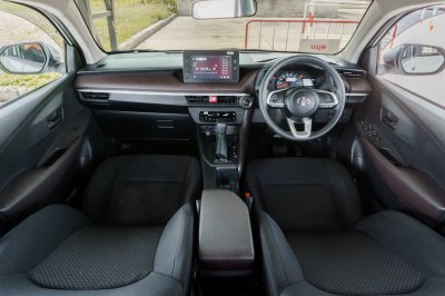 TOYOTA YARIS ATIV 1.2 SPORT AT ปี2024 (2ขฒ4951)