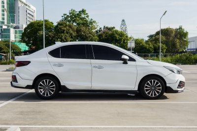 HONDA CITY 1.0 SV ปี2021 (2ขญ2214)