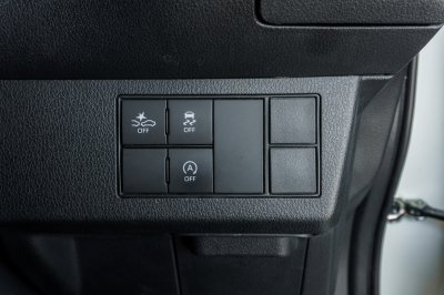 TOYOTA YARIS ATIV 1.2 SMART ปี2023 จด2024 (5ขง6275)