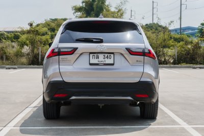 TOYOTA YARIS CROSS 1.5 HEV PREMIUM LUXURY ปี2024 (กล340)