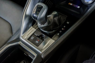 TOYOTA YARIS CROSS 1.5 HEV PREMIUM LUXURY ปี2024 (กล340)