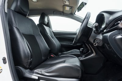 TOYOTA YARIS ATIV 1.2 SPORT AT ปี 2020 (2ขณ5570)