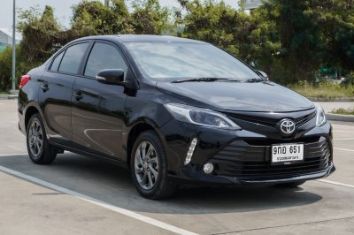 TOYOTA VIOS 1.5 MID ปี2021 (9กอ651)