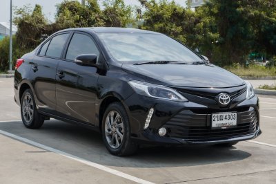 TOYOTA VIOS 1.5 MID AT ปี 2021 (2ขฌ4303)