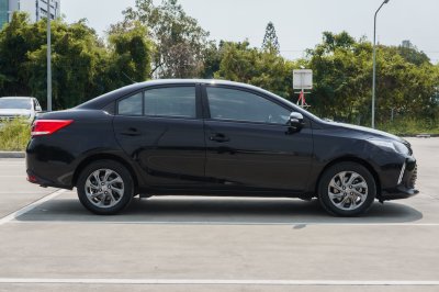 TOYOTA VIOS 1.5 MID ปี2021 (9กอ651)