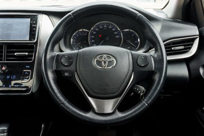 TOYOTA YARIS ATIV 1.2 SPORT AT ปี 2020 (2ขณ5570)