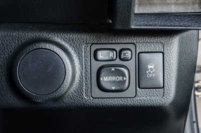 TOYOTA VIOS 1.5 MID AT ปี 2021 (2ขฌ4303)