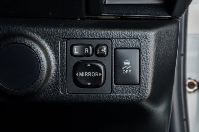 TOYOTA VIOS 1.5 MID AT ปี 2021 (2ขฎ1061)