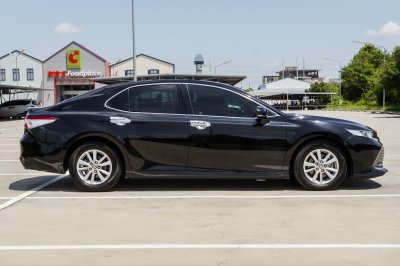 TOYOTA CAMRY 2.0 G AT ปี 2021 (2ขฒ1151)