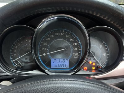 TOYOTA VIOS 1.5 MID AT ปี 2021 (1ขว5270)