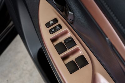 TOYOTA VIOS 1.5 MID AT ปี 2021 (2ขฌ4303)