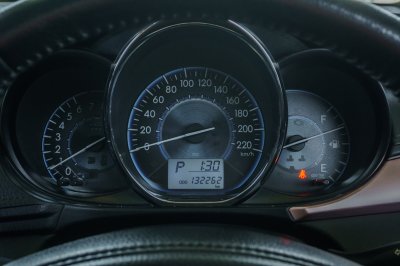 TOYOTA VIOS 1.5 MID AT ปี 2021 (2ขฌ4303)