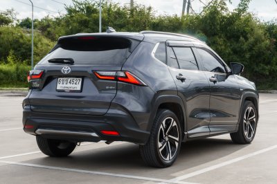 TOYOTA YARIS CROSS 1.5 HEV PREMIUM LUXURY ปี2025 (6ขช4527)