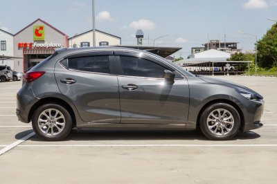 MAZDA 2 1.3 C SPORT AT ปี 2021 (2ขญ4661)