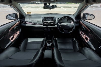 TOYOTA VIOS 1.5 MID ปี2020 (1ขง4098)