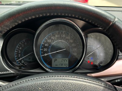 TOYOTA VIOS 1.5 MID ปี2020 (1ขง4098)