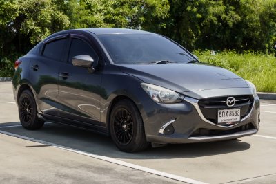 MAZDA 2 1.3 HIGH CONNECT AT ปี 2017 (6กท8583)