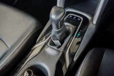 TOYOTA COROLLA CROSS 1.8 HYBRID PREMIUM ปี2022 (3ขภ9237)