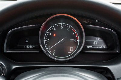 MAZDA 2 1.3 SPORT HIGH CONNECT AT 2018 (7กฬ8600)