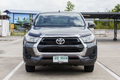 TOYOTA REVO SMART CAB 2.4 Z EDITION ENTRY AT ปี2022 จด2023 (ผธ9504)