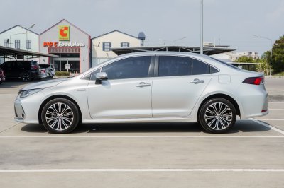TOYOTA COROLLA ALTIS 1.8 HYBRID HIGH ปี2019 (9กญ7494)