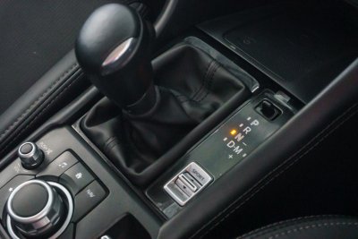 MAZDA CX-3 2.0 BASE PLUS AT ปี 2021 (2ขย7976)