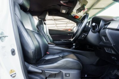 TOYOTA CHR 1.8 HV MID AT ปี 2020 (1ขด9627)