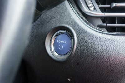 TOYOTA CHR 1.8 HV MID AT ปี 2020 (1ขด9627)