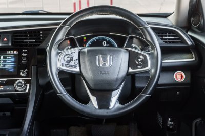 HONDA CIVIC 1.8 EL ปี2020 จด2021 (ขก3198)