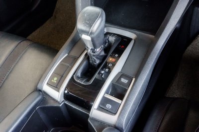 HONDA CIVIC 1.8 EL ปี2020 จด2021 (ขก3198)