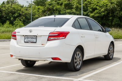TOYOTA VIOS 1.5 MID ปี2022 (3ขก5644)