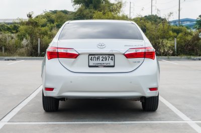 TOYOTA ALTIS 1.6 G ปี2015 (4กศ2974)