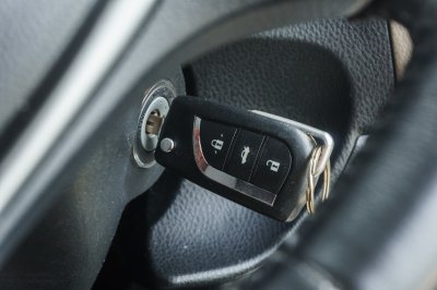 TOYOTA ALTIS 1.6 G ปี2015 (4กศ2974)