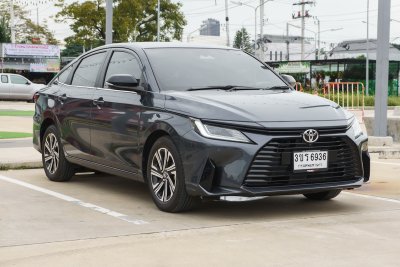 TOYOTA YARIS ATIV 1.2 PREMIUM LUXURY AT ปี 2022 (3ขร6936)