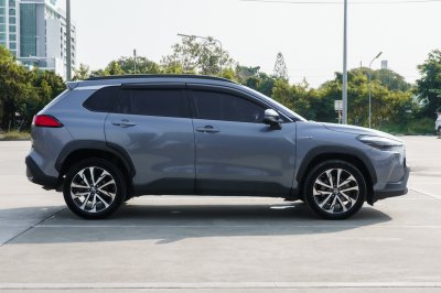 TOYOTA COROLLA CROSS 1.8 HYBRID PREMIUM SAFETY ปี2021 (1ขช9884)