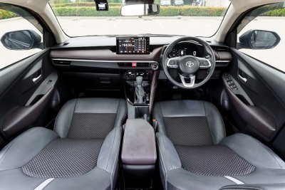 TOYOTA YARIS ATIV 1.2 SMART ปี2023 (4ขฮ3936)