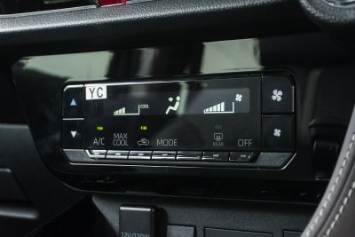 TOYOTA YARIS ATIV 1.2 SMART ปี2023 (4ขฮ3936)