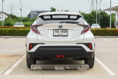 TOYOTA CH-R 1.8 HYBRID HIGH ปี2018 (กฉ1559)