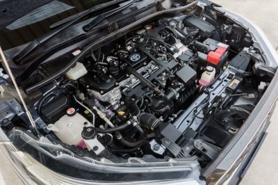 TOYOTA COROLLA CROSS 1.8 HYBRID PREMIUM SAFETY ปี2021 (1ขช9884)