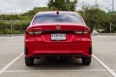 TOYOTA YARIS ATIV 1.2 PREMIUM LUXURY AT ปี 2023 (4ขพ5924)