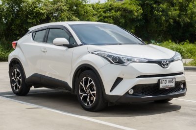 TOYOTA CH-R 1.8 MID AT ปี 2019 (8กฮ895)