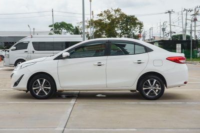 TOYOTA YARIS ATIV 1.2 E AT ปี 2018 (กจ7730)