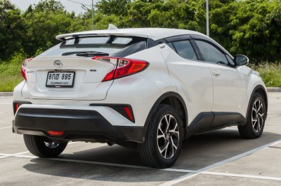 TOYOTA CH-R 1.8 MID AT ปี 2019 (8กฮ895)