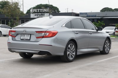 HONDA ACCORD 1.5 EL TURBO AT ปี2019 (9กต417)