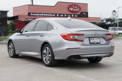 HONDA ACCORD 1.5 EL TURBO AT ปี2019 (9กต417)