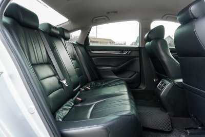 HONDA ACCORD 1.5 EL TURBO AT ปี2019 (9กต417)