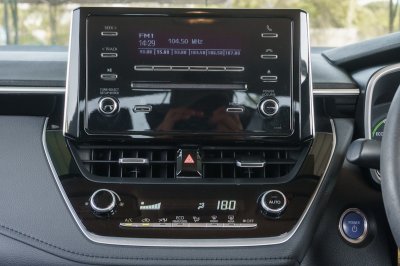 TOYOTA ALTIS 1.8 HV ENTRY AT ปี2019 (9กฒ6712)