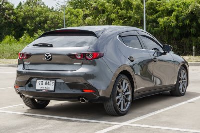 MAZDA 3 2.0 S SPORT ปี2020 จด2021 (งต8453)