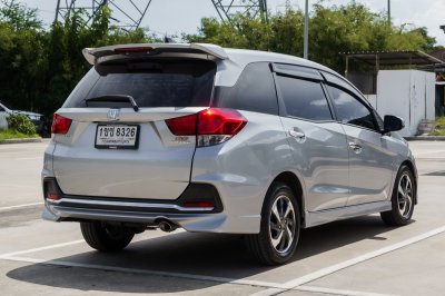 HONDA MOBILIO 1.5 RS AT ปี 2019 (1ขช8326)