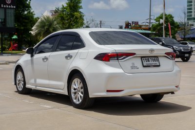 TOYOTA ALTIS 1.6 G AT ปี2021 (1ขส7869)